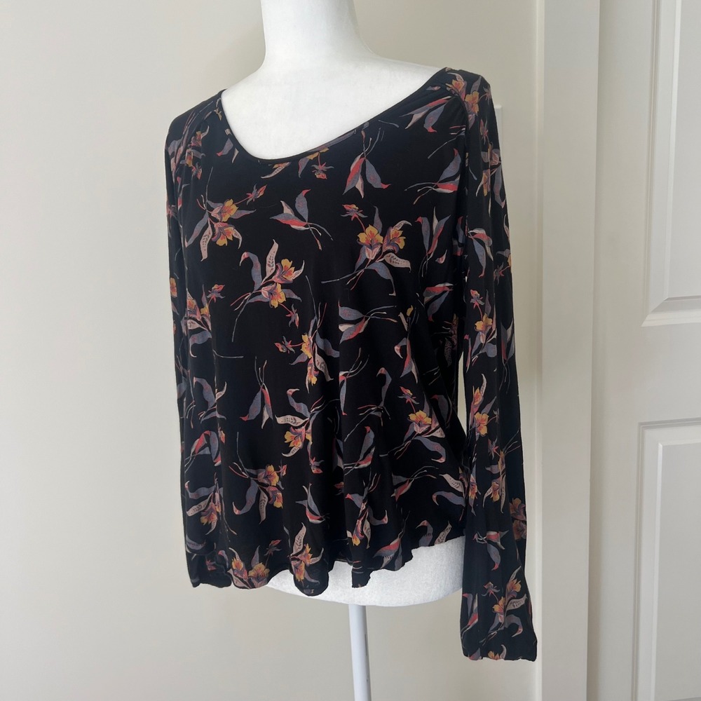 Free People Elsa Open Back Top Black Floral Long Sleeve‎ XS